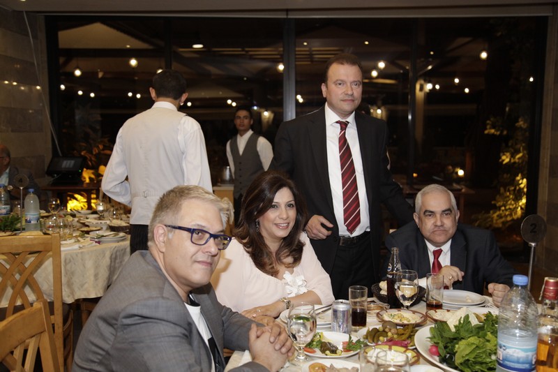 Diner de Retrouvailles Nostalgiques 